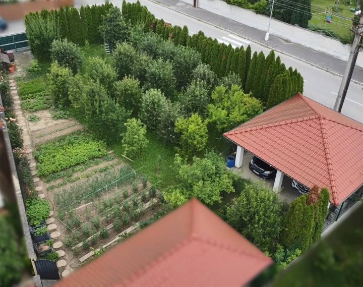 STAVEBNÝ POZEMOK S POVOLENÍM – ZAČNITE STAVAŤ OKAMŽITE (Piešťany, 575 m²)