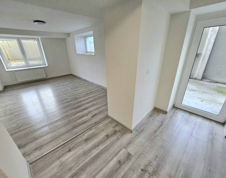 3 izbový byt Bánovce nad Bebravou / CENTRUM-SEVER / POZEMOK 77m2