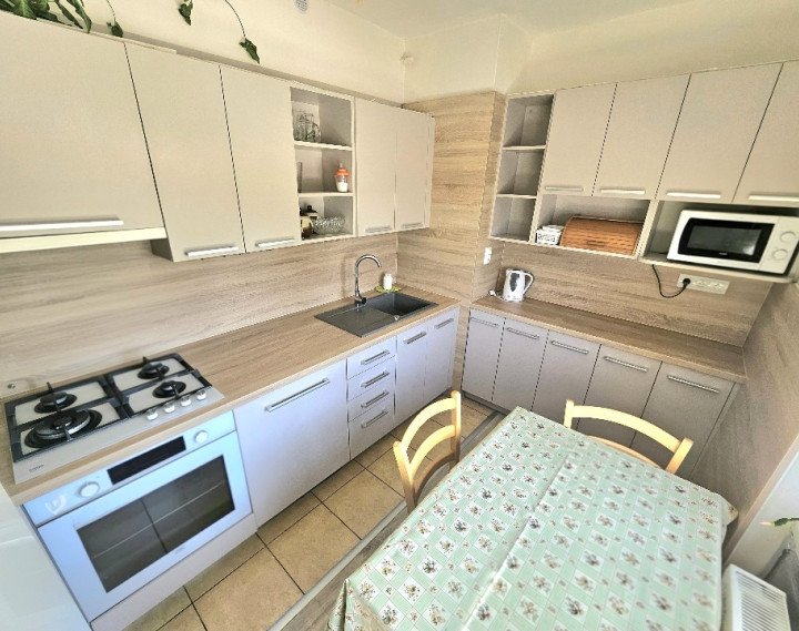 PRENÁJOM Bánovce nad Bebravou/2 IZBOVÝ BYT/CENTRUM/2x PIVNICA