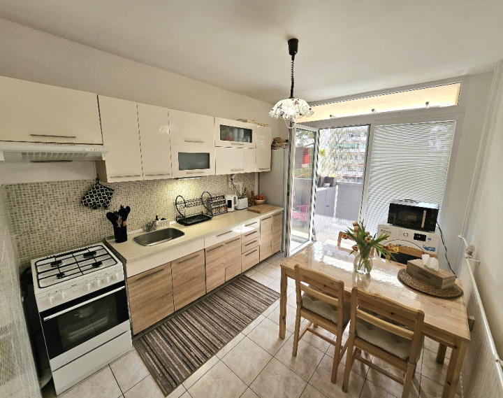 PRENÁJOM Bánovce nad Bebravou/3 IZBOVÝ BYT/DUBNIČKA/LOGGIA/PIVNICA