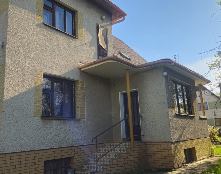 5 izbový rodinný dom Horné Kočkovce
