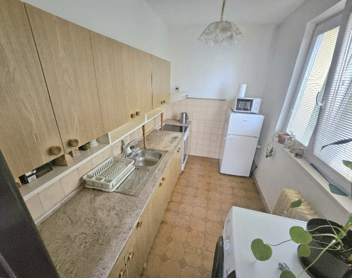 3 izbový byt Bánovce nad Bebravou/ CENTRUM/ LOGGIA / PIVNICA