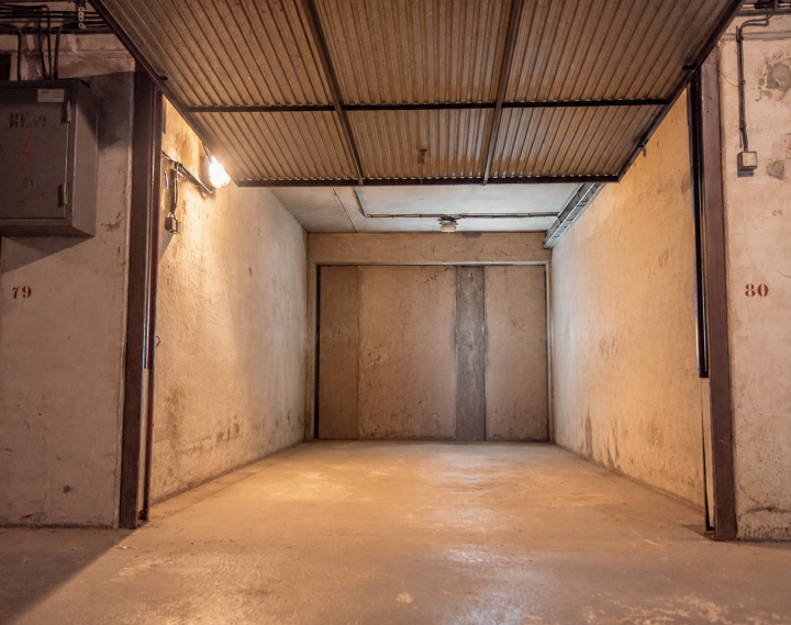 Na prenájom garáž, 16 m², v garážovom dome, Dvojkrížna ul., voľný od 1.7.2026