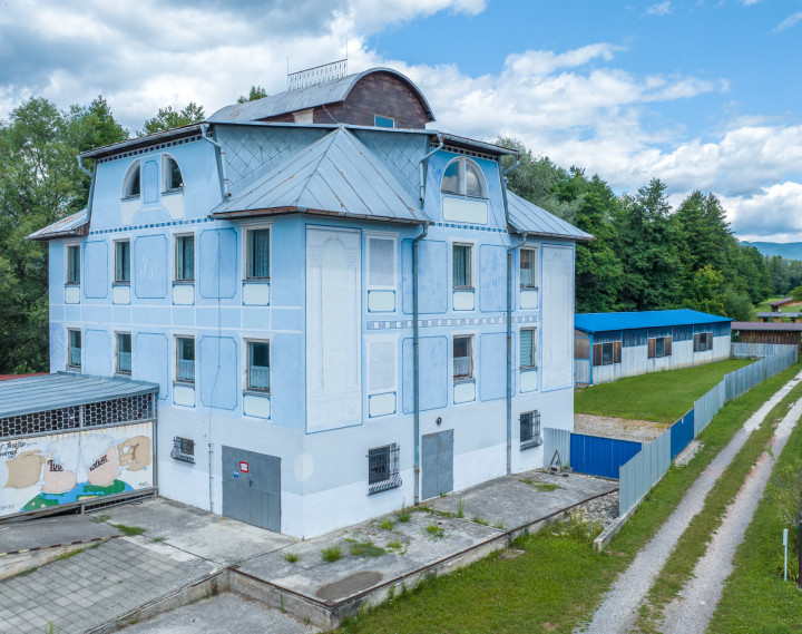 Exkluzívna ponuka, Komerčný objekt Pravenec, pozemok 2100 m2