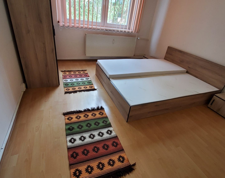Priestranný 2 izbový byt Trenčín, Karpatská ul. 60m2, prenájom