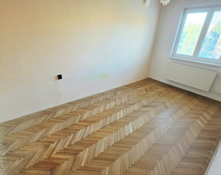 3 izbový byt Bánovce nad Bebravou/CENTRUM/62 m2 LOGGIA/PIVNICA