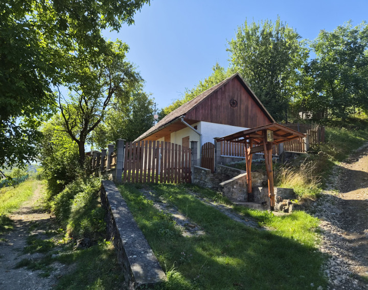 Víkendová chalupa Mikušovce, pozemok 281m2
