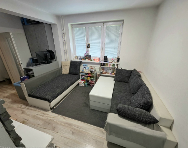 3 izbový byt Bánovce nad Bebravou /CENTRUM / 52 m2/ PIVNICA