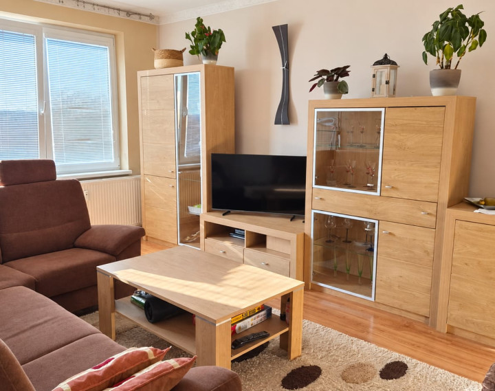 PRENÁJOM | 3-IZBOVÝ BYT | 80 m² | 2 BALKÓNY | ZARIADENÝ | CENTRUM I