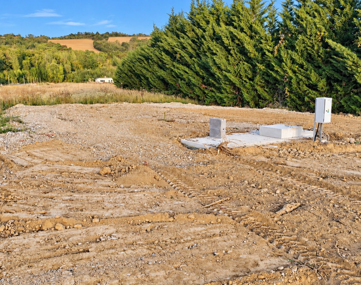 STAVEBNÝ POZEMOK 516 m² – RATNOVCE, LEN KÚSOK OD PIEŠŤAN