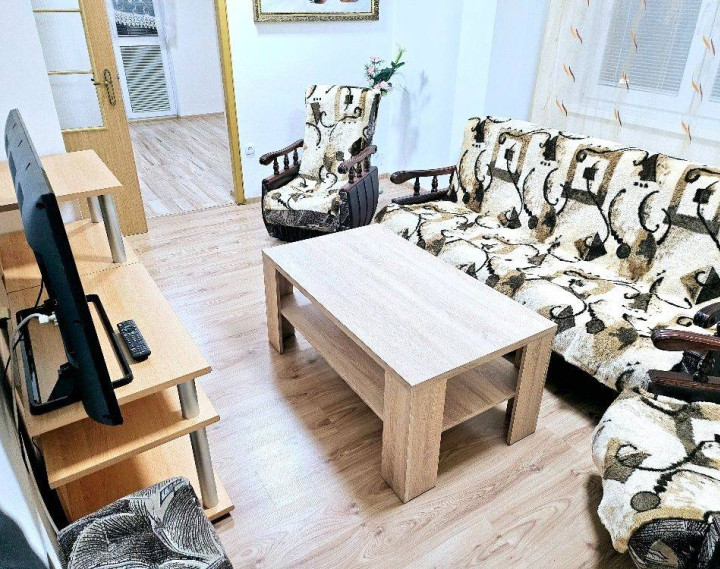 PRENÁJOM 3 IZBOVÝ BYT / CENTRUM / LOGGIA / PIVNICA / ZARIADENÝ