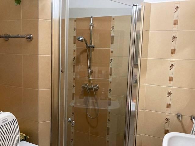 Predáme 3 izbový byt Dubnica n/ Váhom, záhrada, vlastné kúrenie, 70 m2