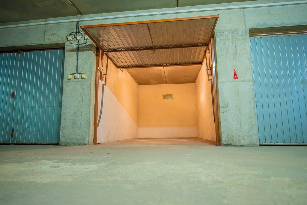 Na prenájom garáž, 16 m², v podzemnom garážovom dome, Rajecká ul.,