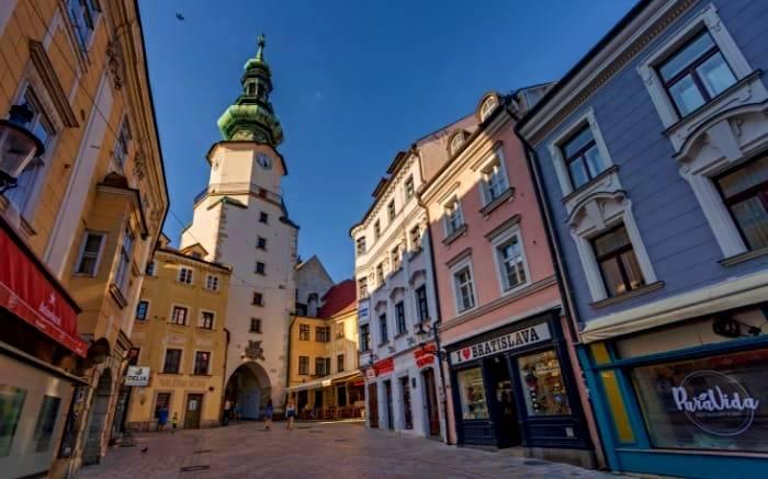 Kancelársky priestor  78 m², Michalská ul. Staré Mesto, voľný ihneď