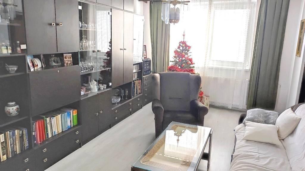 Veľký 4-izbový byt, 90m2, Piešťany