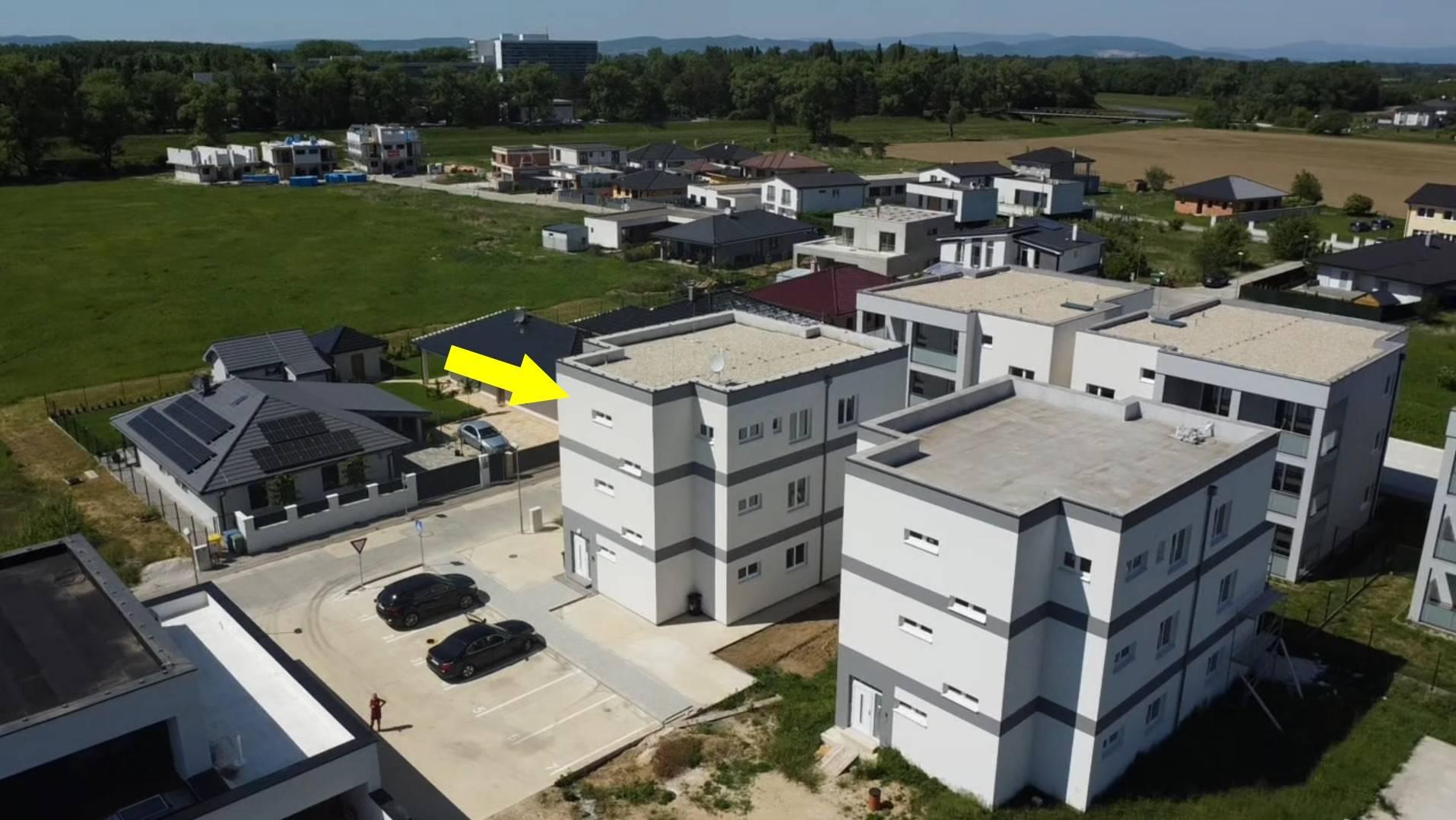 4-IZB BYT "E" 106,45 m2 + TERASA 23 m2, *SPA RESORT*  BANKA