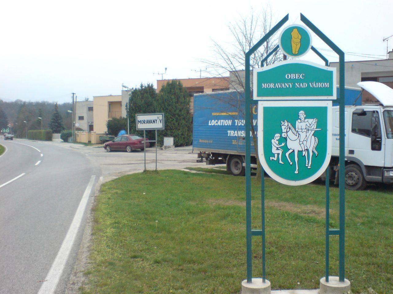 Pozemok pri meste Piešťany 40,-/m2 -  Moravany nad Váhom - 5 ha