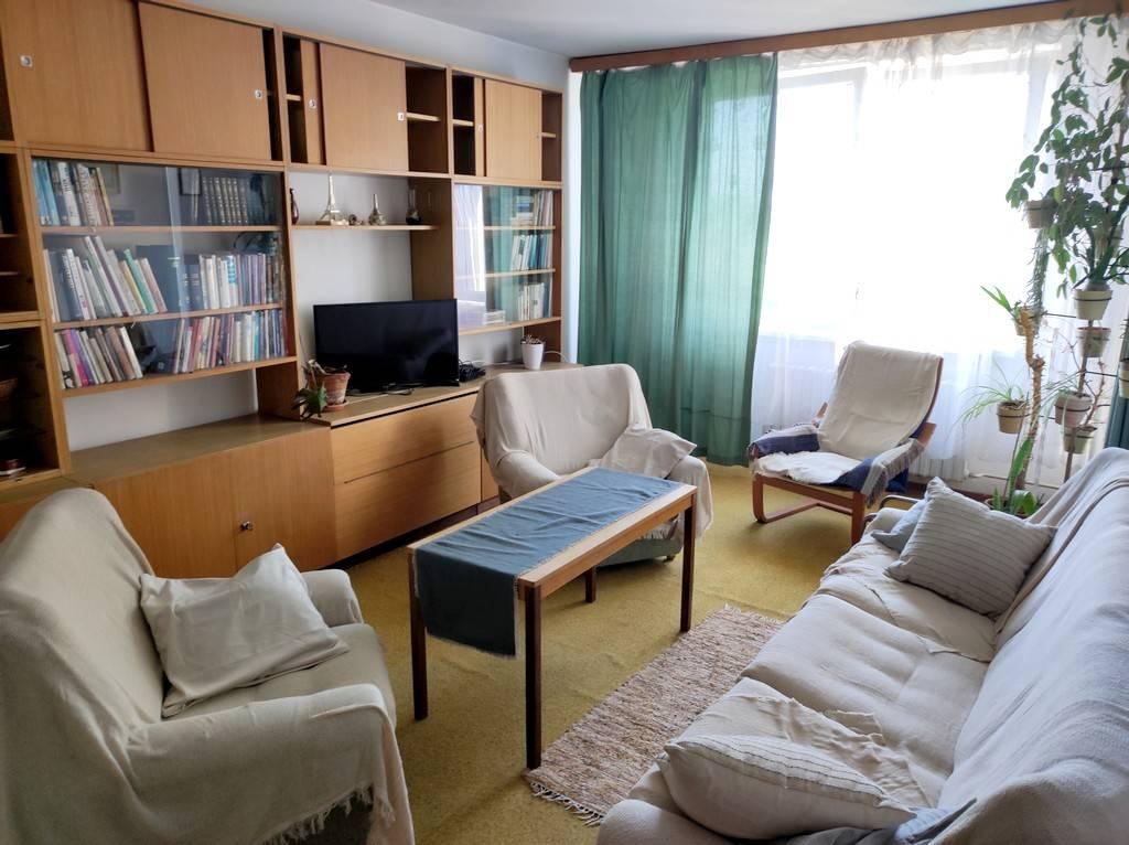 Prenájom 3-izbového bytu, Javorová Piešťany