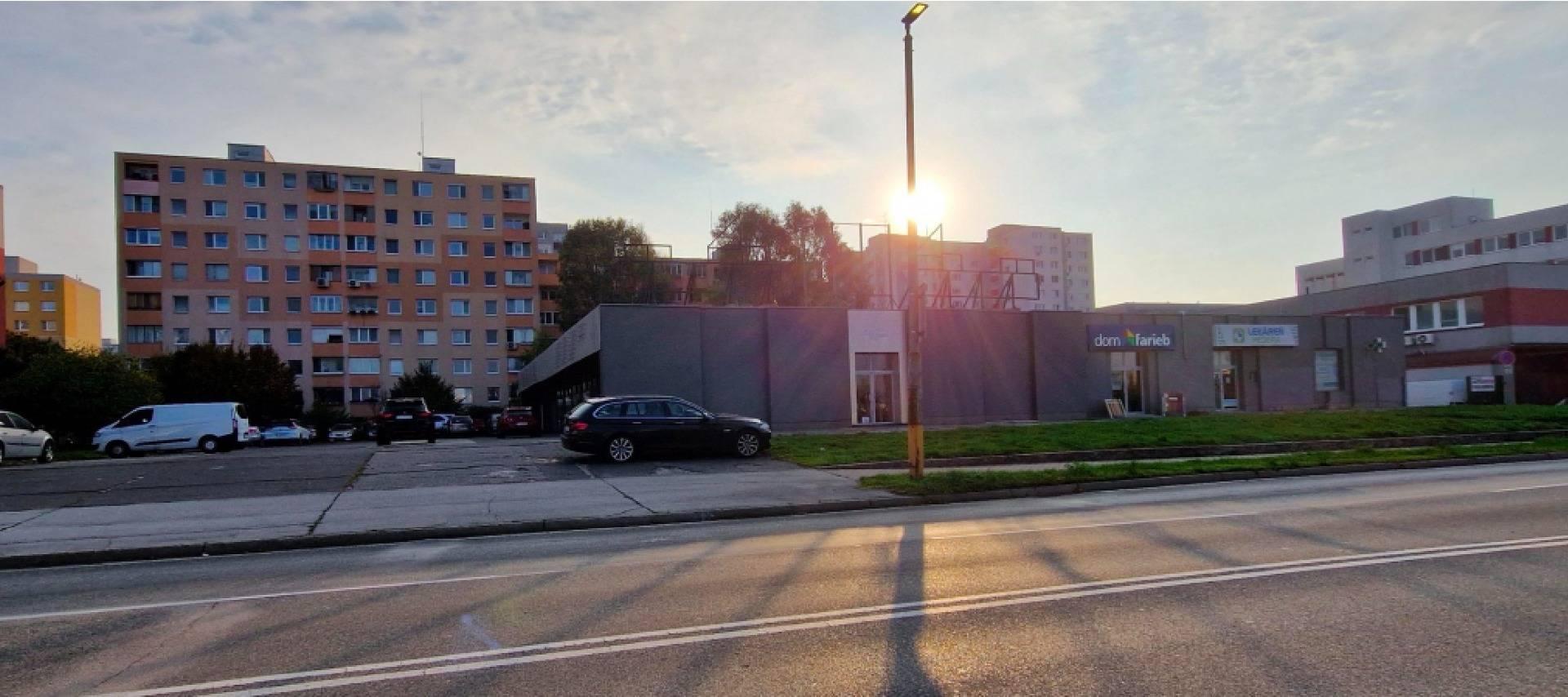 Na prenájom obchodný priestor, 535 m², Tupolevova ulica