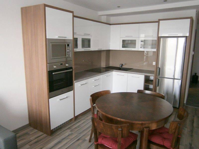 Na prenájom 2 izbový byt s parkovacím miestom, Piešťany.