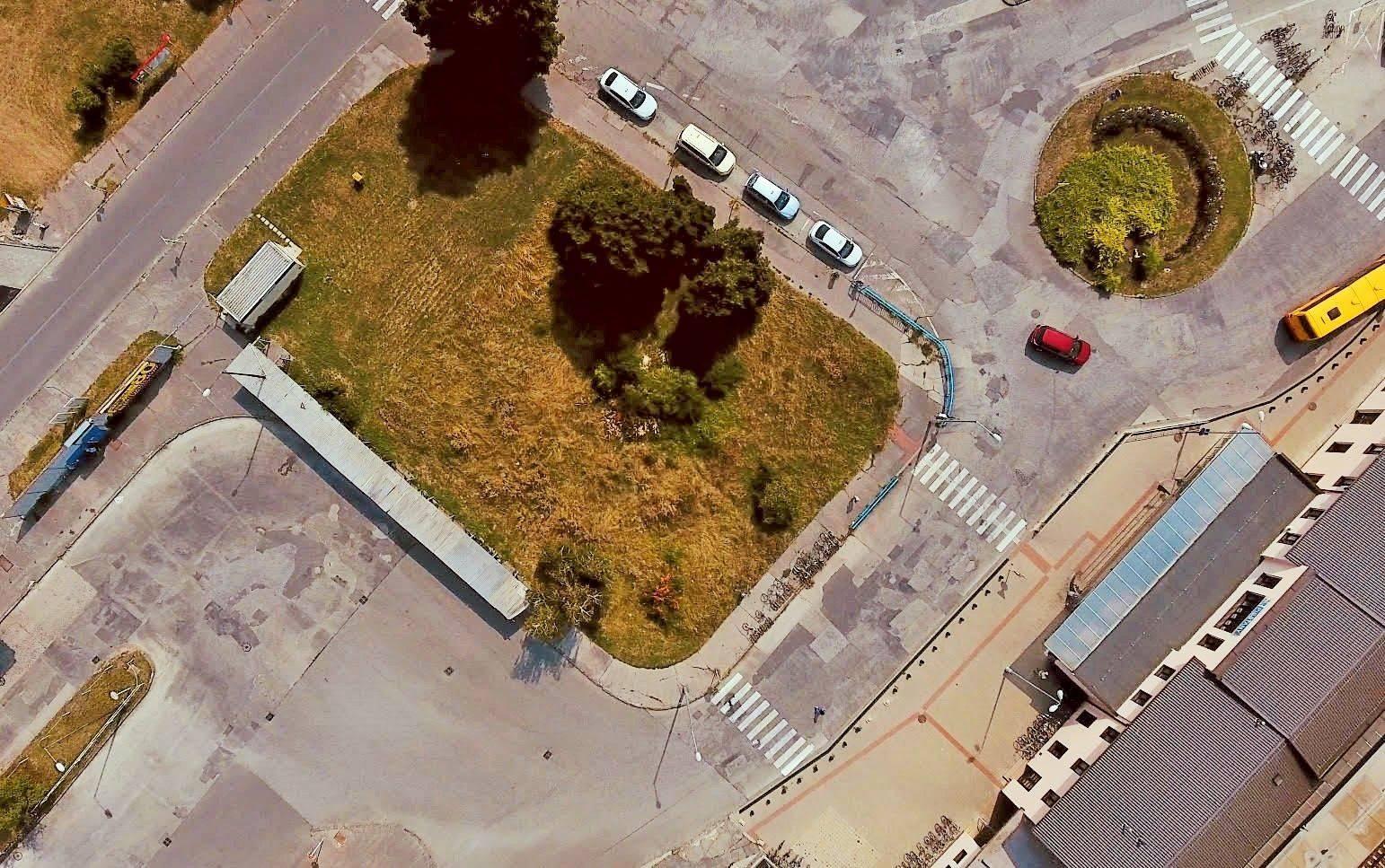 *VIDEO* Pozemok na komerčné využitie 1197 m2 Piešťany, Dopravná