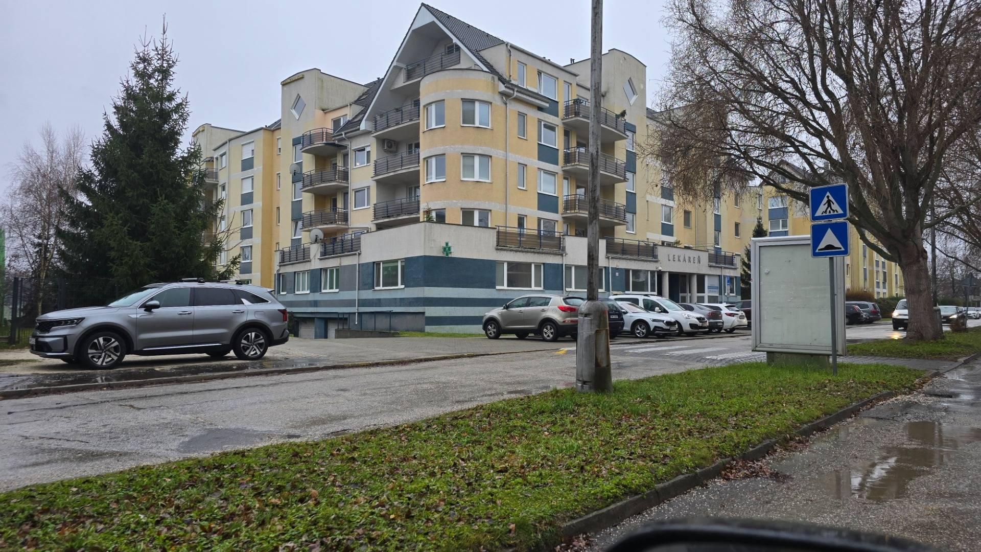 Ponúkame na predaj atraktívny nebytový priestor 300 m², Piešťany