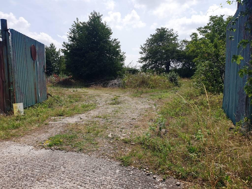 Komerčný stavebný pozemok 2 500 m2 - Trenčianske Bohuslavice, NMnV