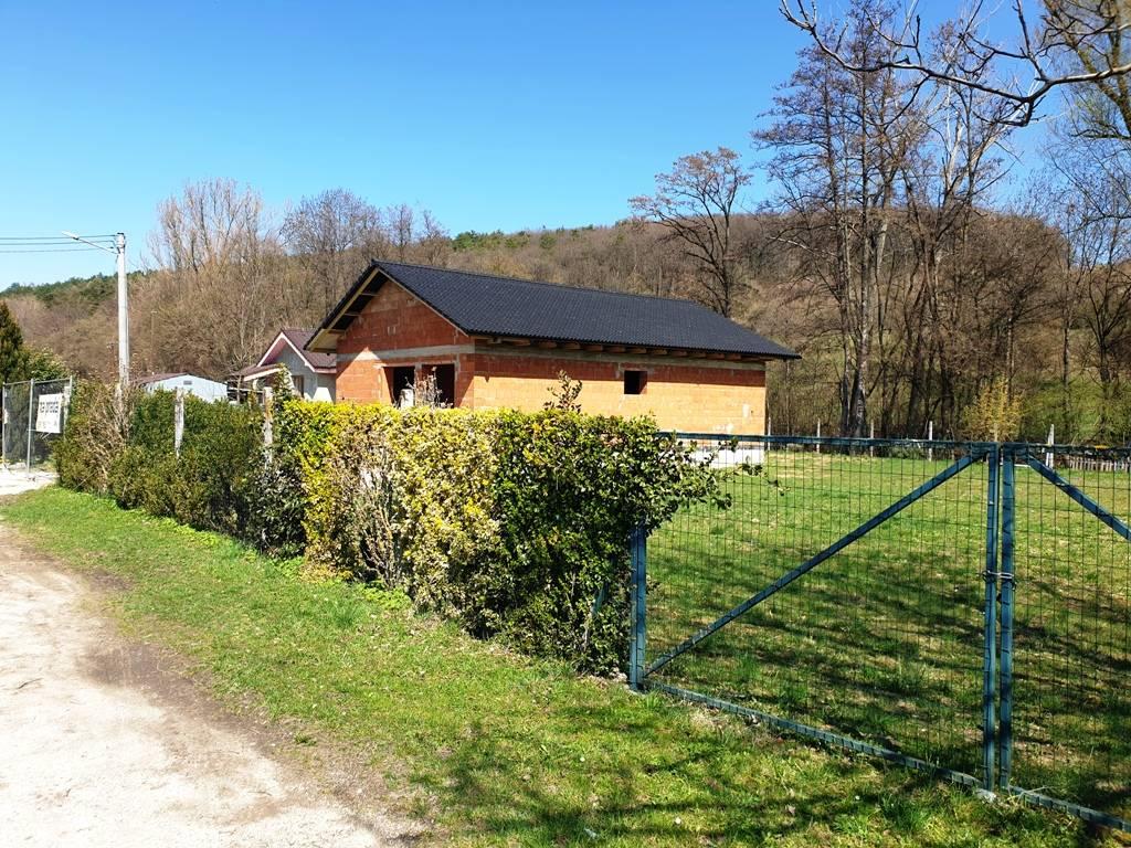 Rozostavaný 4-izbový rodinný dom – novostavba, Stará Turá, Topolecká