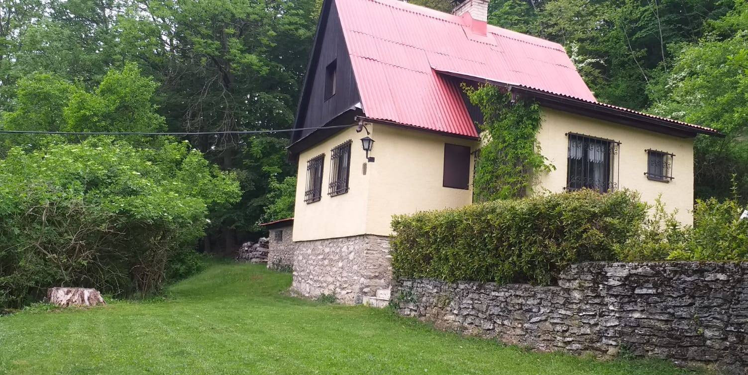 Krásna chalupa na samote Valaská Belá-PREDANÉ