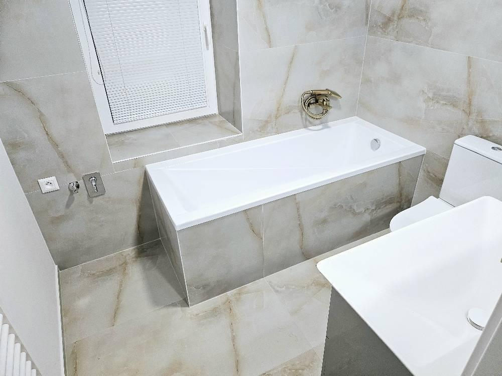 2 izbový byt Bánovce nad Bebravou / CENTRUM / TERASA 7 m2 / KOMPLETNÁ 