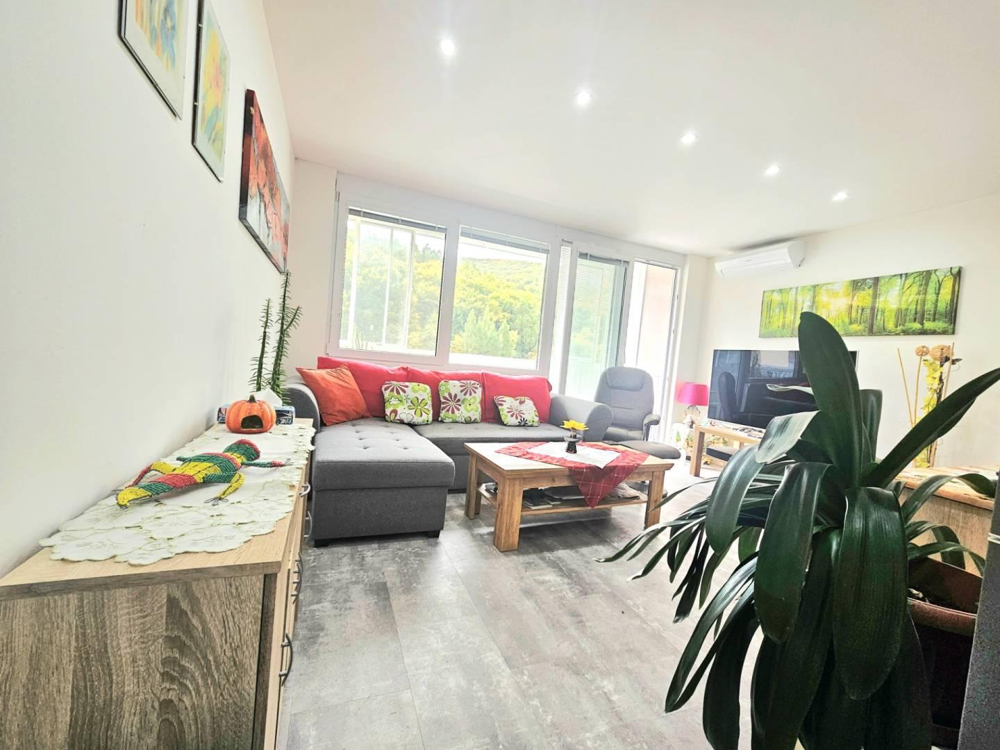 Prenájom 2-izbového bytu, Štvrť SNP , Trenčianske Teplice 