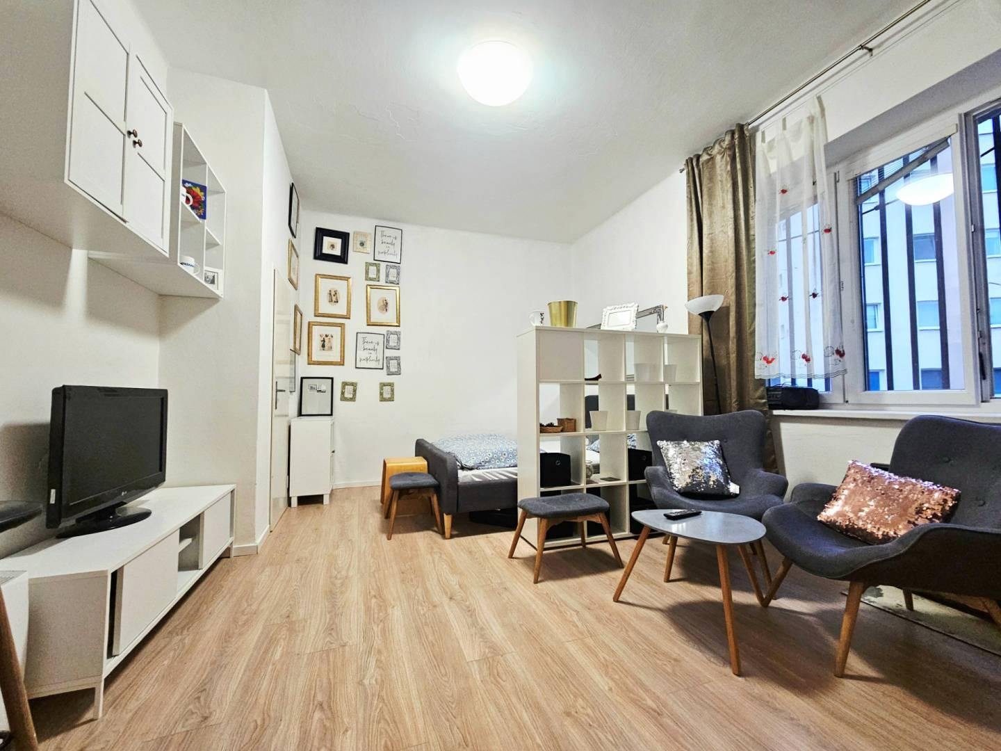 REZERVOVANÝ - Útulný  1 izbový  byt  v Trenčíne 