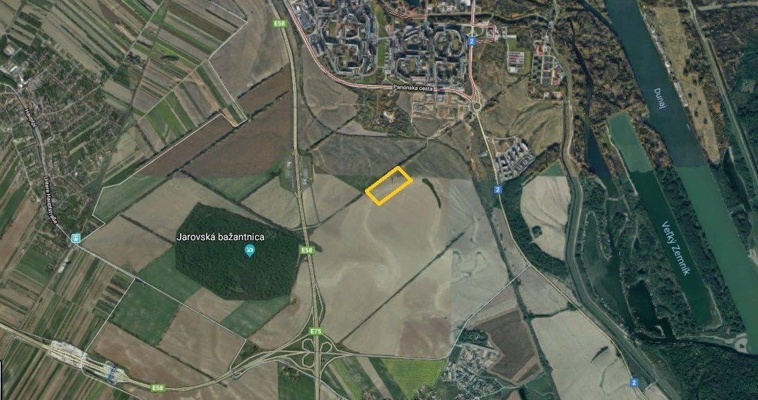 Investičný pozemok, 1600 m², Petržalka, dohoda možná
