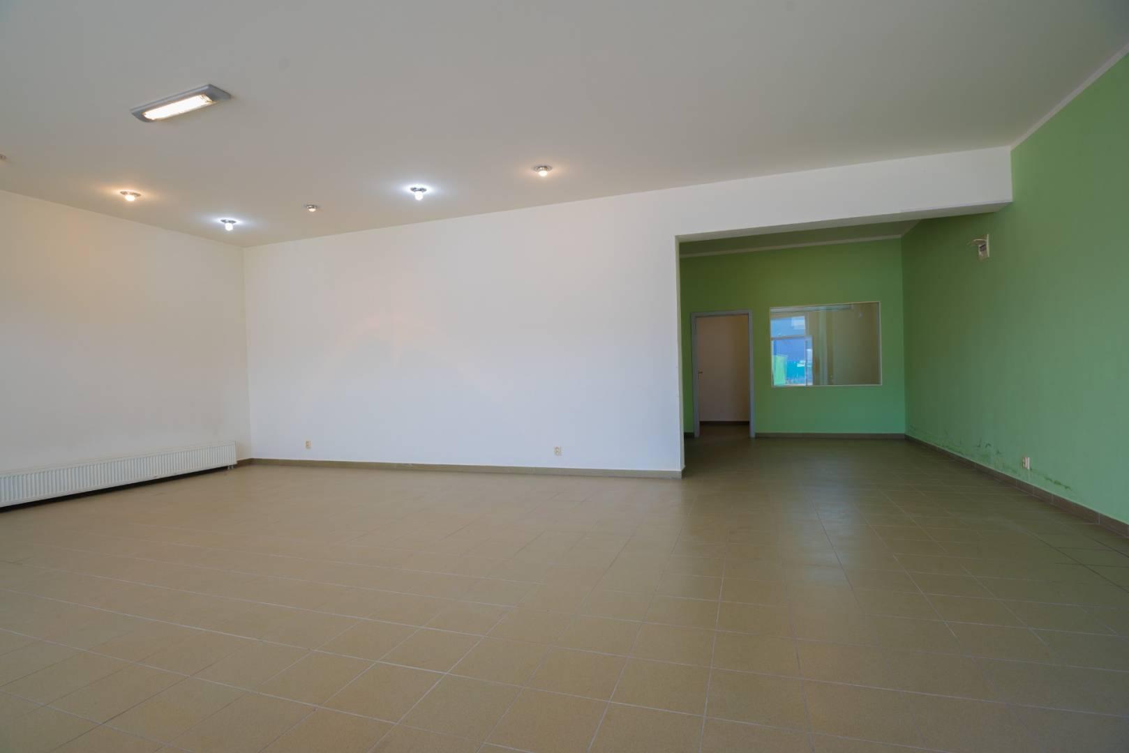 Na prenájom priestor, 104 m², Pribylinska ul, Žabí Majer, ihneď voľný