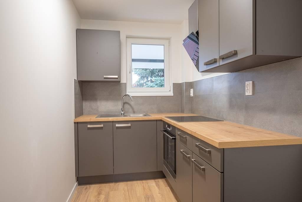 Štýlový 1-izbový byt v novostavbe s parkovacím miestom – Partizánske, 