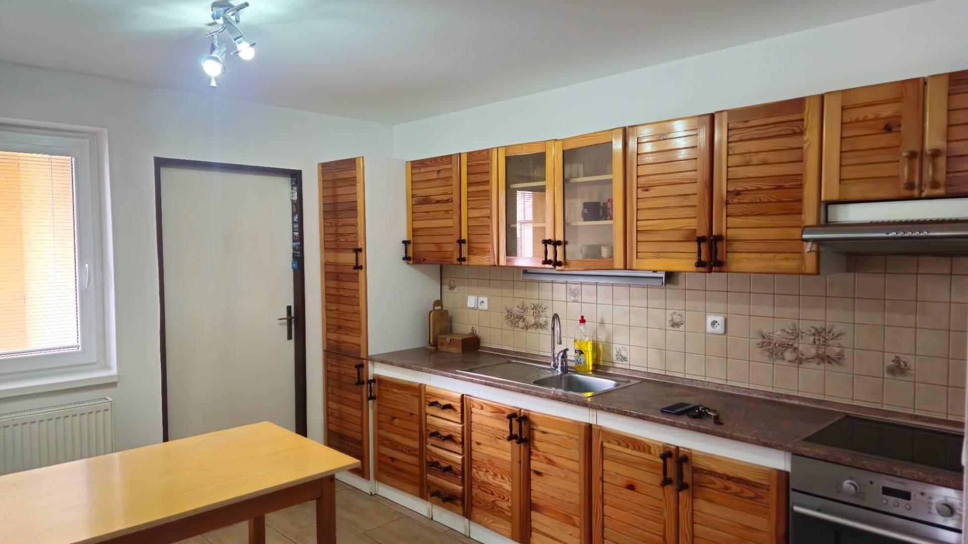 Prenájom  3,5 izbového rodinného domu Paláriková , Dubnica nad Váhom 