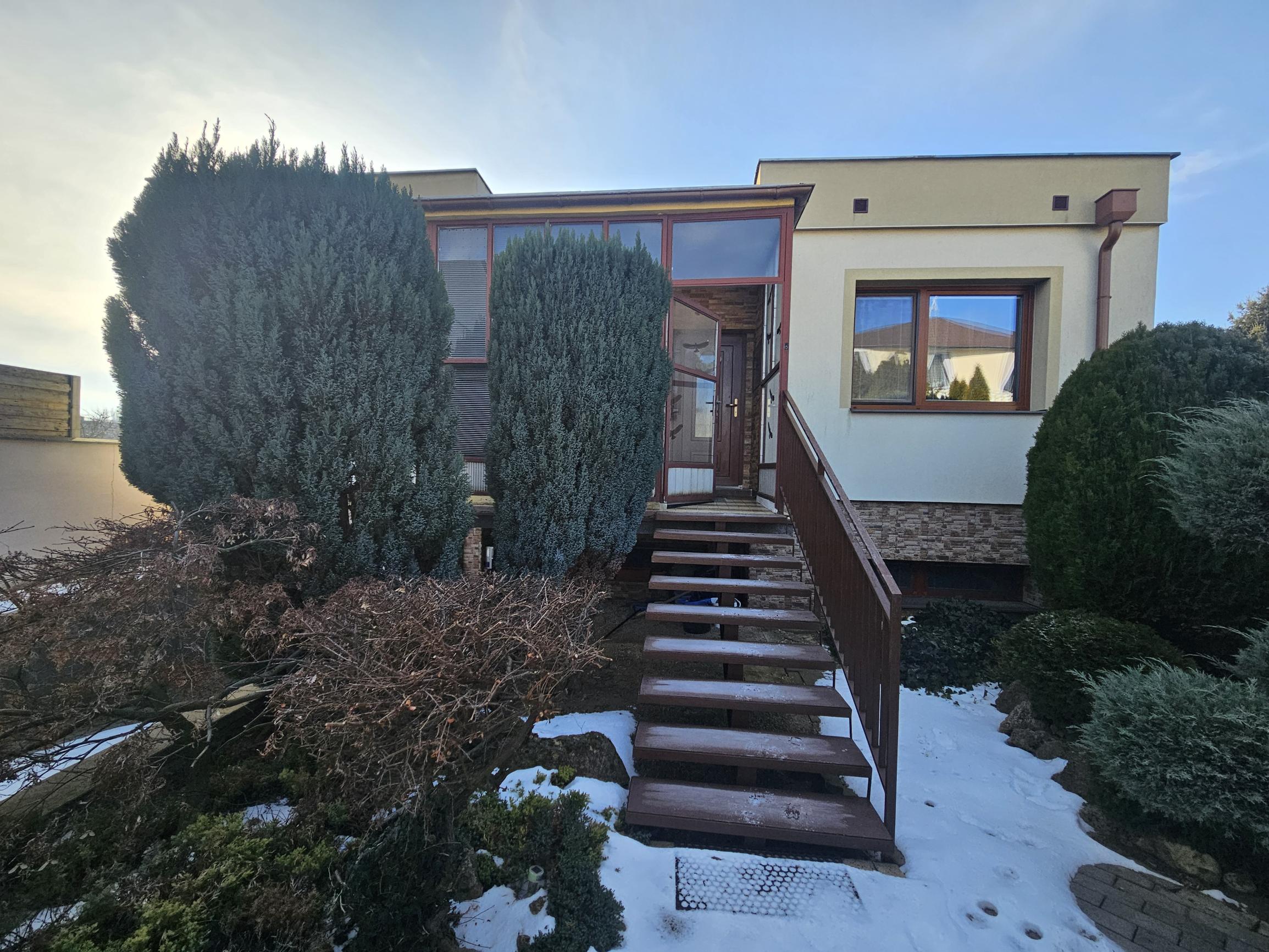 EXKLUZÍVNA PONUKA   Rodinný dom Topoľčany