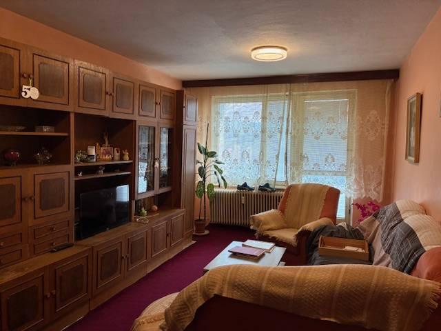 Predám 3 izbový byt Ilava, SNP - 80 m2