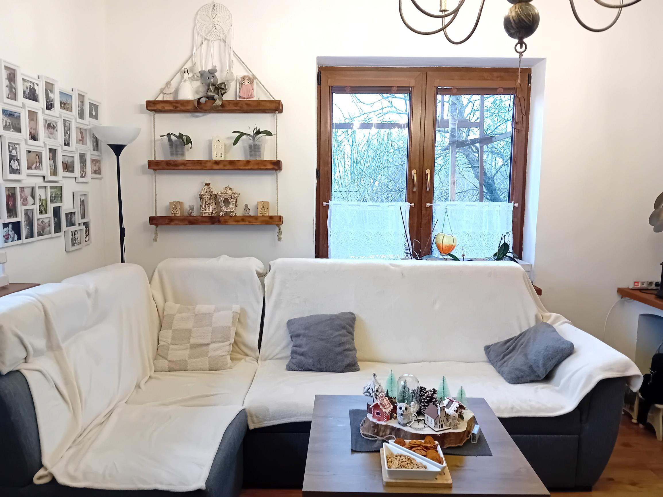 Rodinný dom, Vršatské Podhradie, okres Ilava