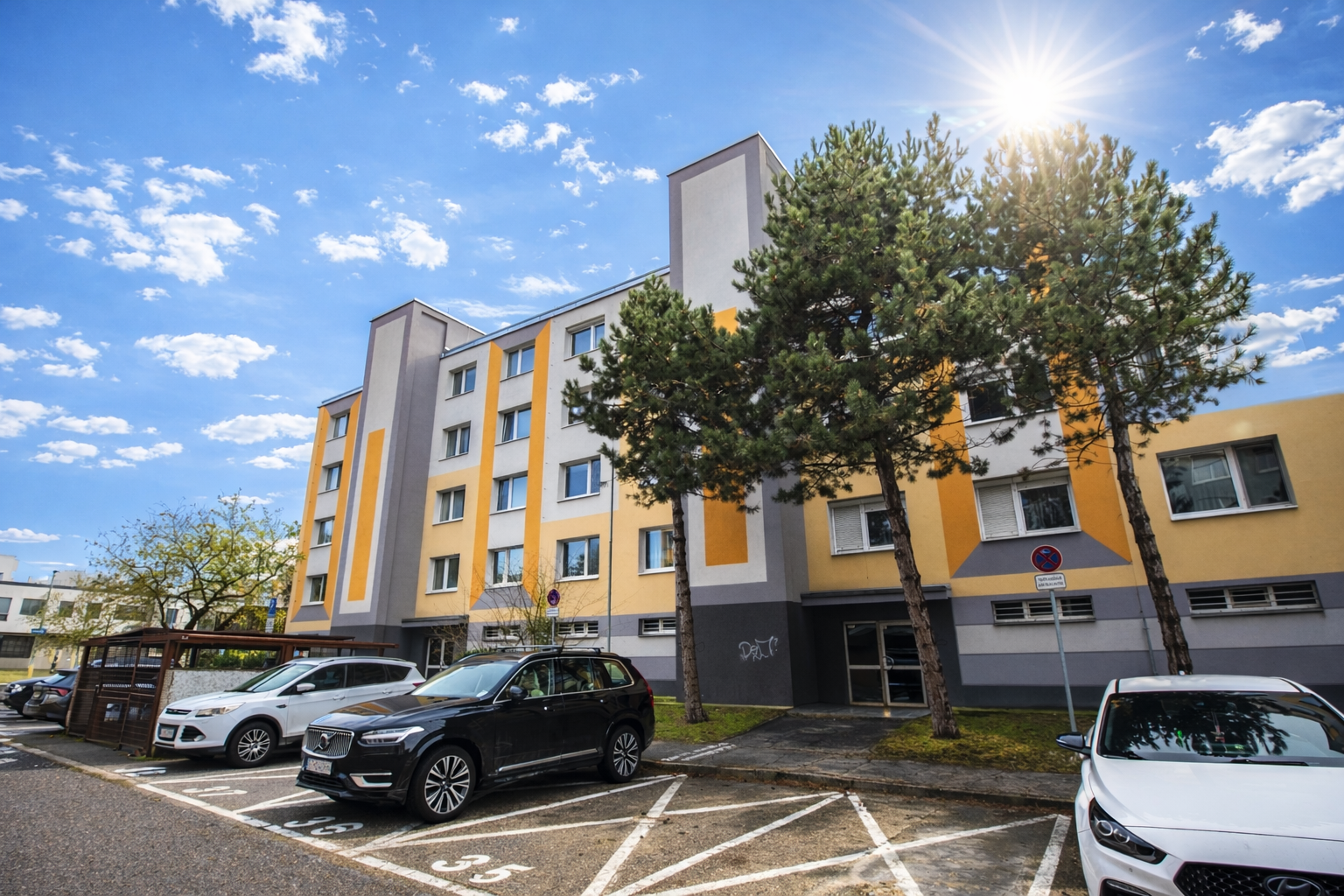 4-izbový byt po kompl. rekonštrukcii, Toryská ul., BA  84 m²