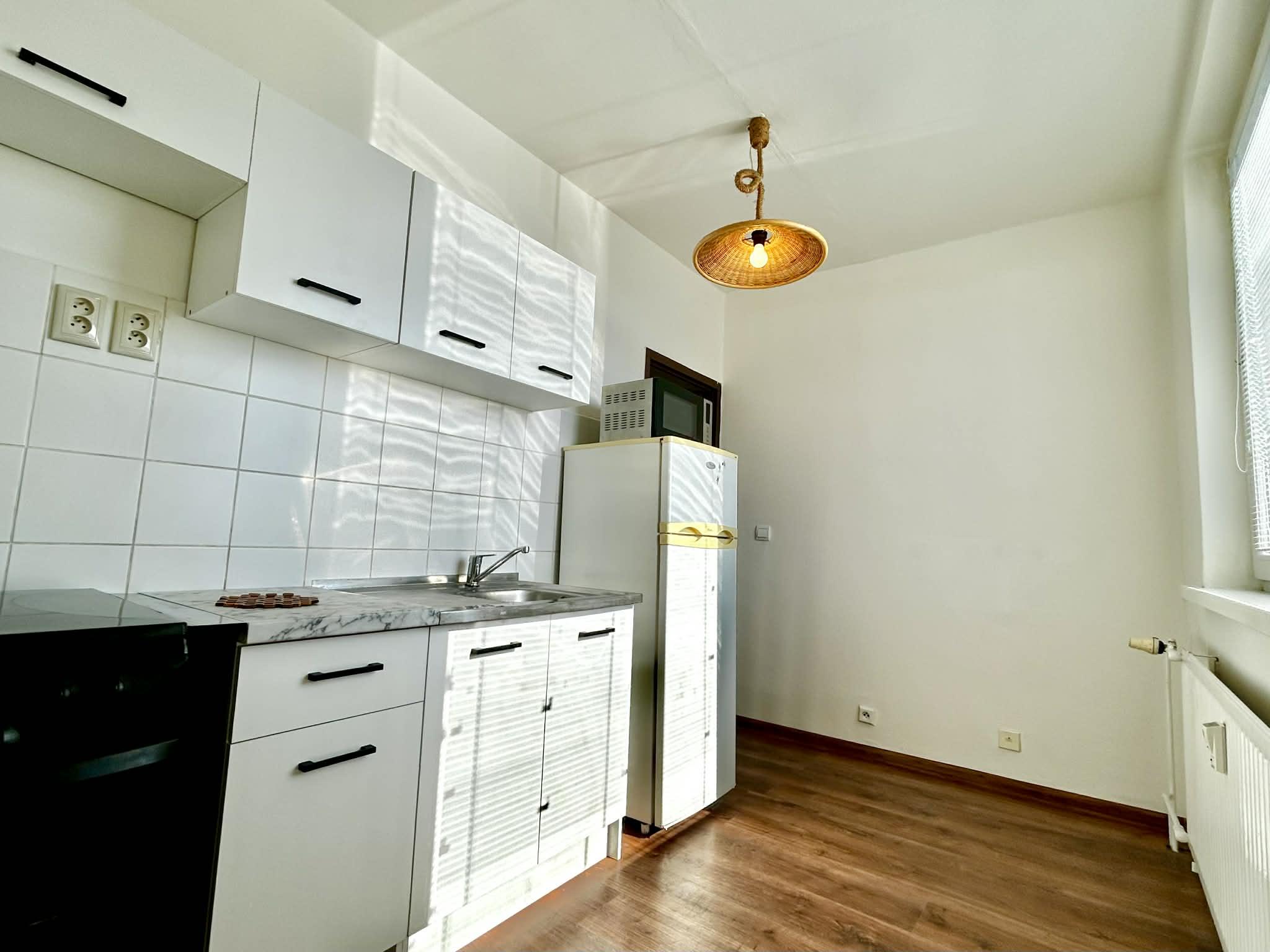 Predaj: zrekonštruovaný praktický 1 izbový byt s balkónom a nerušeným výhľadom, Piešťany