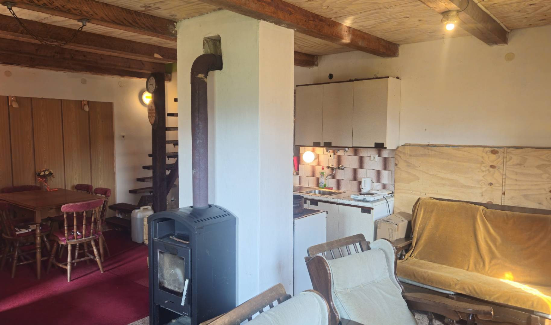 Rekreačná 2 podlažná chata v obci Čavoj-Krpelance