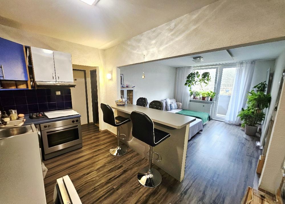 3 izbový byt Bánovce nad Bebravou 67 m2 / 3x BALKÓN/PIVNICA/