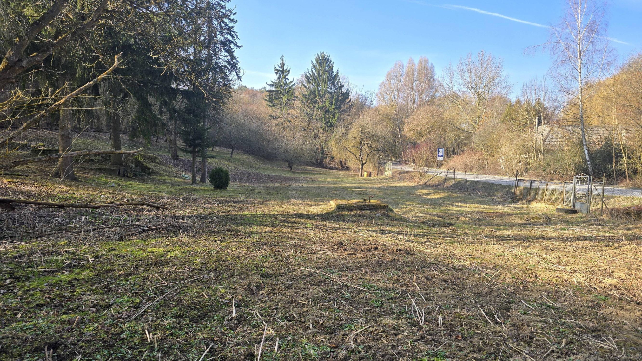 Rozľahlý stavebný pozemok 3660m2 Myjavské kopanice - Krajné