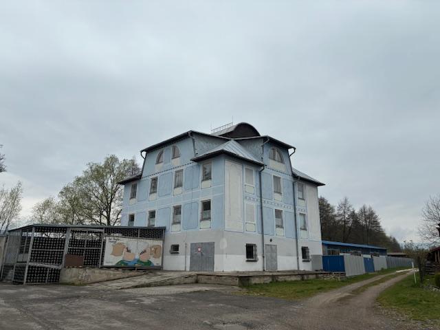 EXKLUZÍVNA PONUKA*** Podnikateľský objekt Pravenec, pozemok 1968 m2