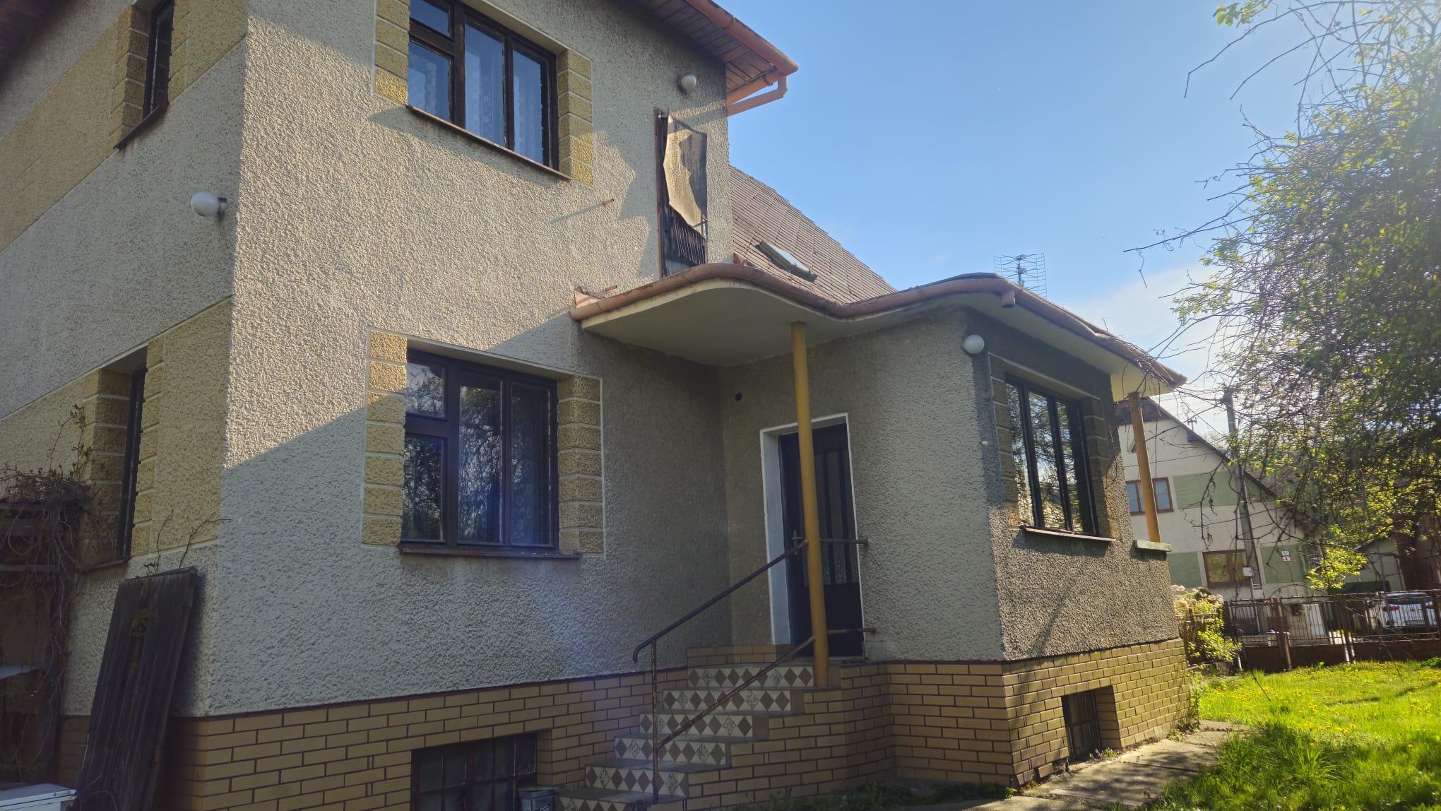 5 izbový rodinný dom Horné Kočkovce