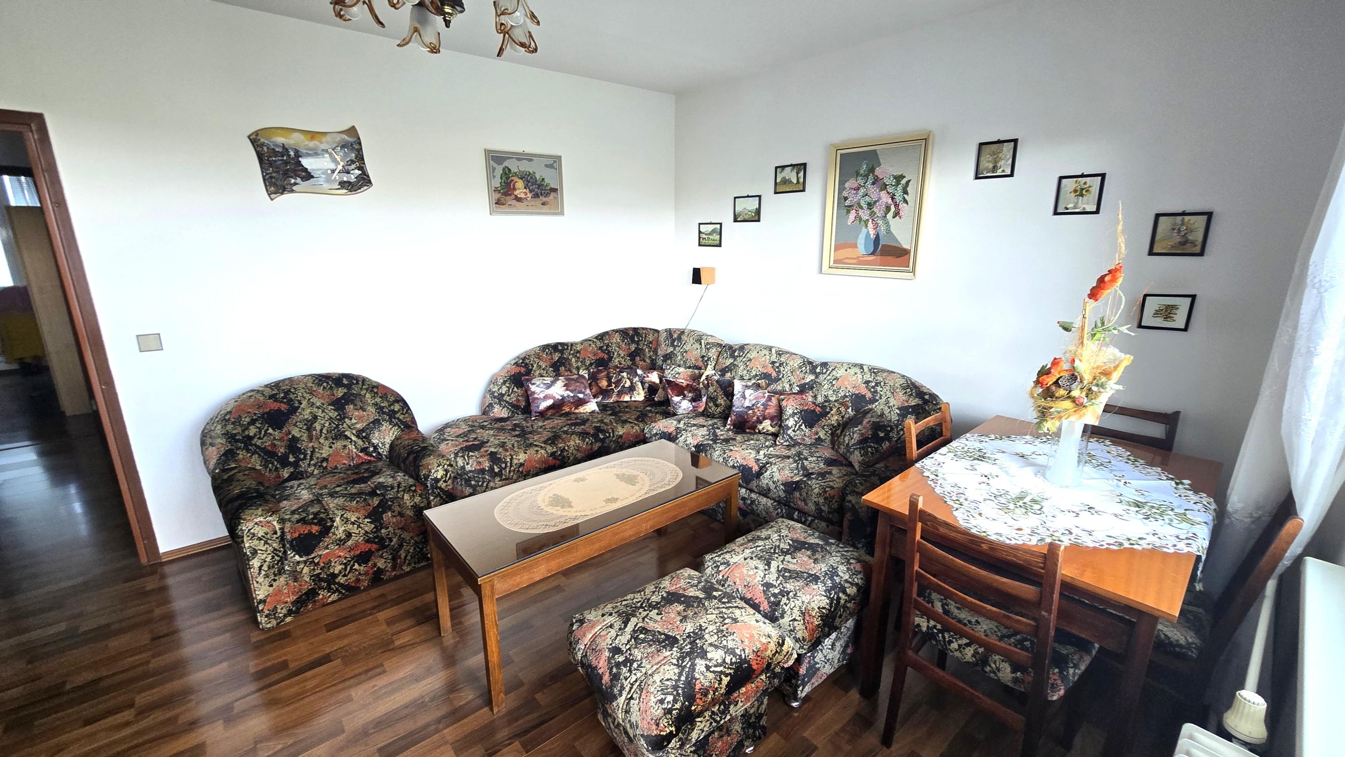 4-izbový byt s výhľadom, ktorý nekúpiš každý deň – Brezová pod Bradlom, 81 m²