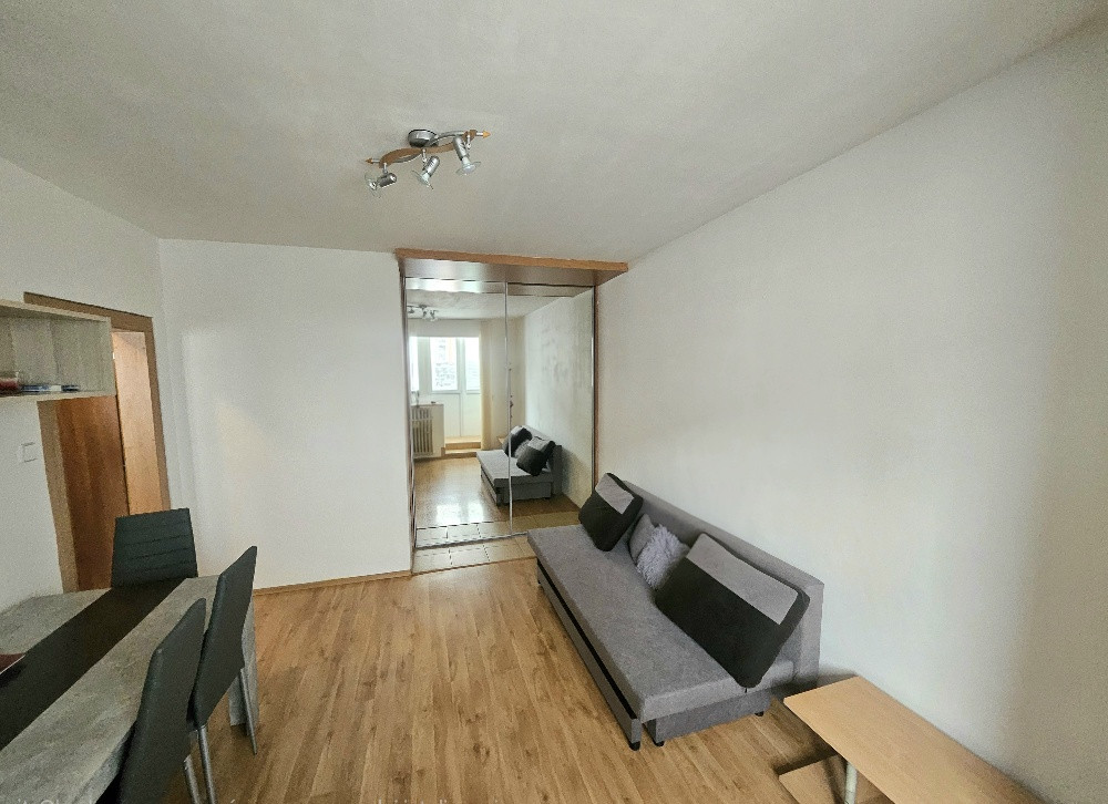 1 izbový byt Bánovce nad Bebravou /CENTRUM/LOGGIA/ZARIADENÝ