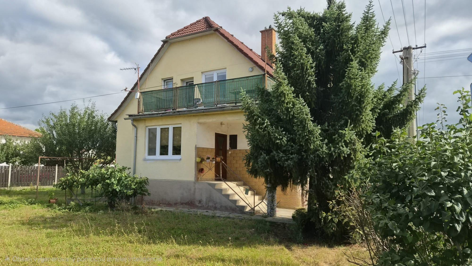 RODINNÝ DOM S DVOMI BYTOVÝMI JEDNOTKAMI – INOVECKÁ ULICA, TRENČÍN