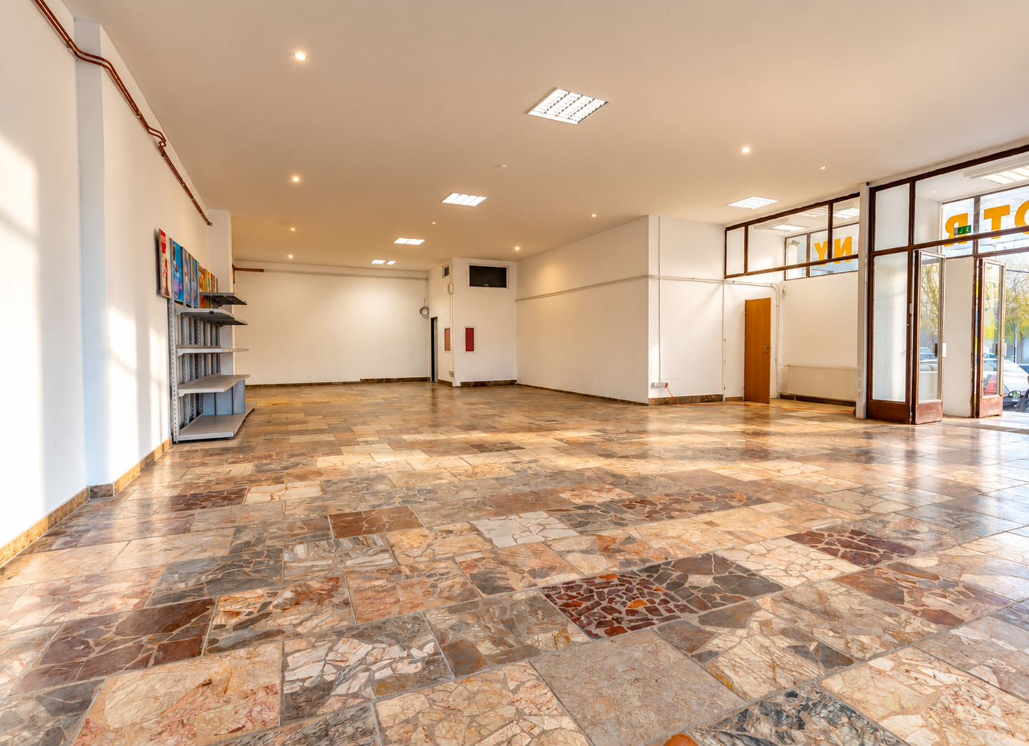 Na prenájom priestor, 169 m², Rybničná ul., BA – Vajnory,